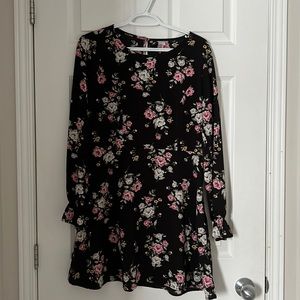 Black & Floral long sleeve dress